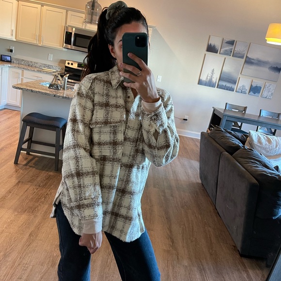 Perfect Plaid Shacket - Picture 8 of 11